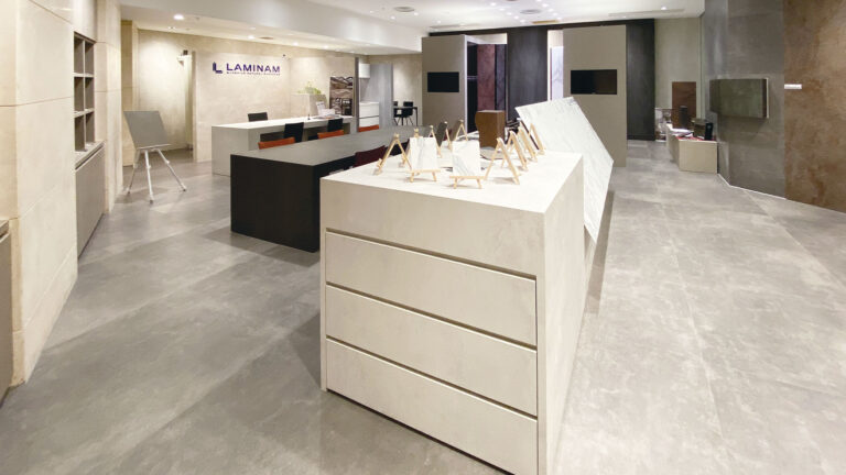 Tokyo Showroom
