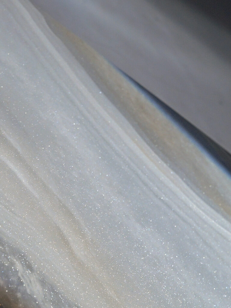 Polished Starlit finish