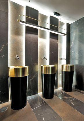  Une collection qui fige la matière dans le temps