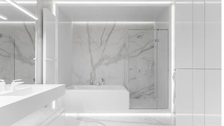 Sol et revêtement de douche en Calacatta Oro Venato - collection I Naturali