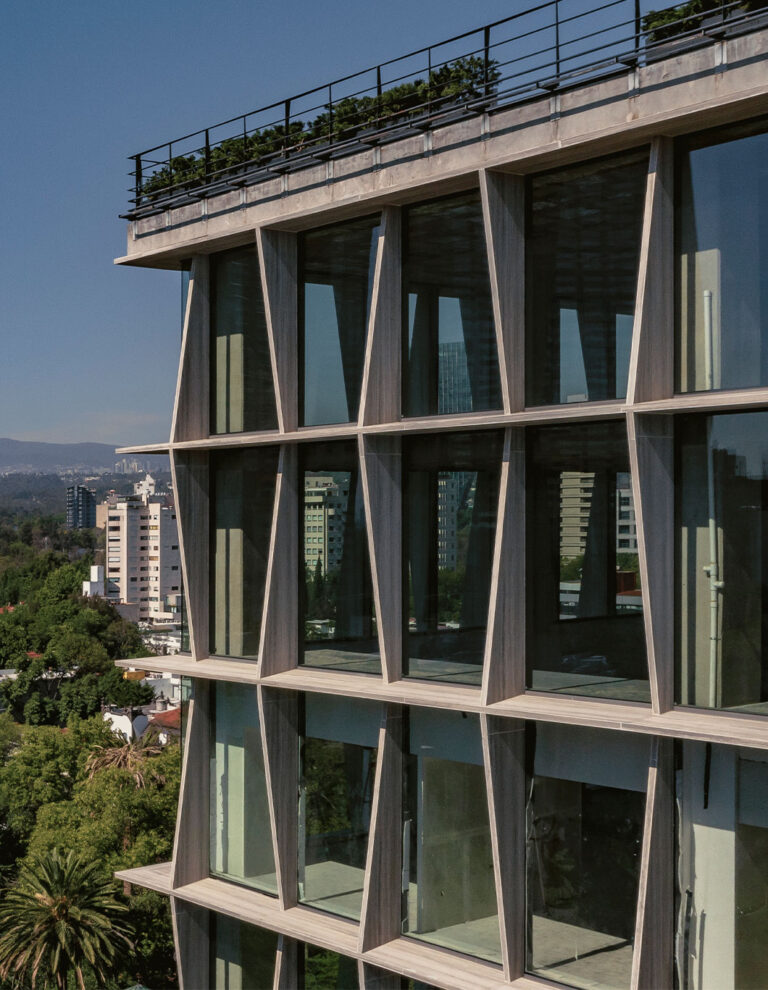 Ventilated Façades